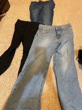 3 pairs of jeans 1 Old Navy, 2 SO